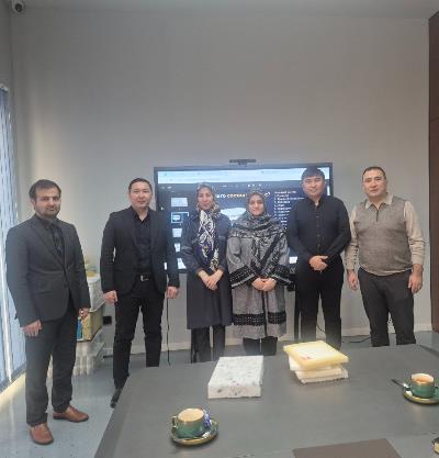 بازدید سونا احمدی از شرکت آیدار ترانس، تولید کننده انواع تشک و ماشین آلات تولیدی