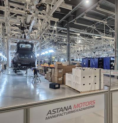 بازدید سونا احمدی، سرکنسول جمهوری اسلامی ایران در آلماتی  از آستانا موتورز